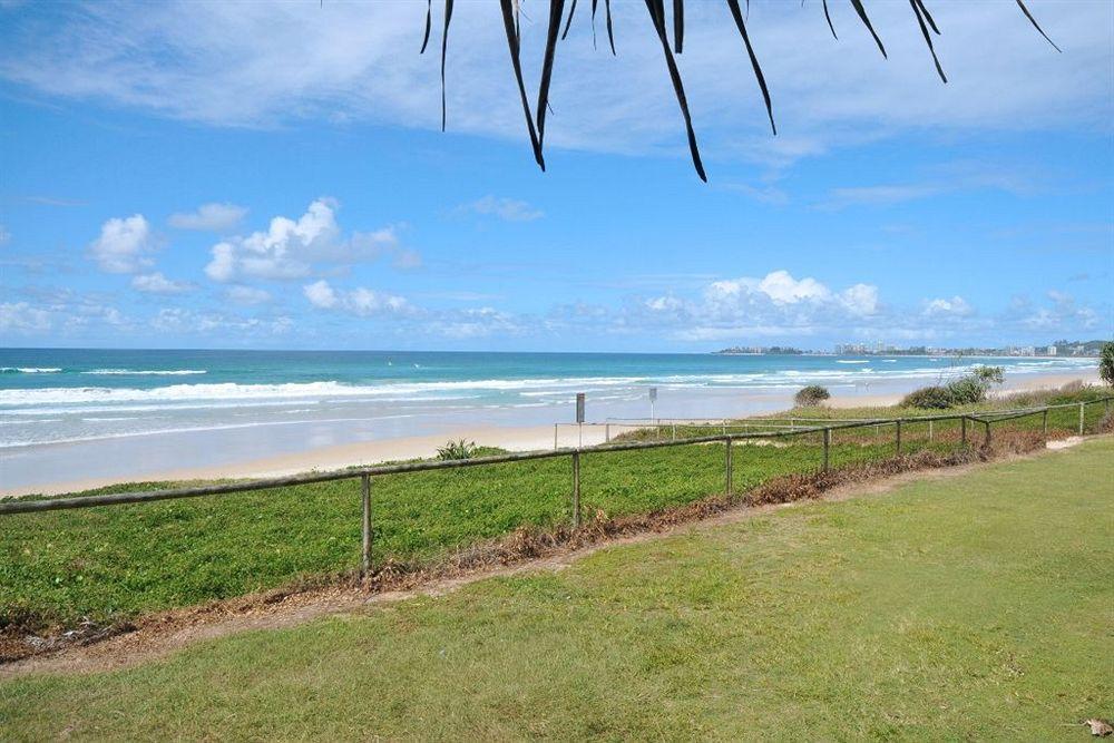 Resort Golden Riviera Absolute Beachfront